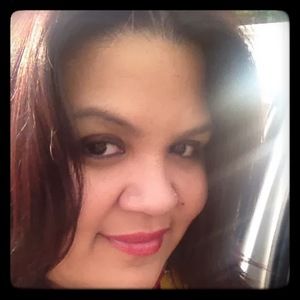 Meet your Posher, Yajaira